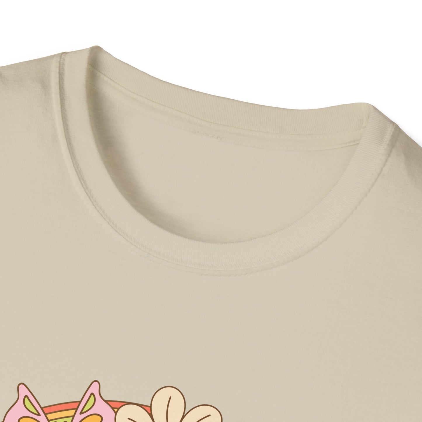 Nurse Floral Retro T-Shirt — Cute Vintage Flower Badge for Nurses