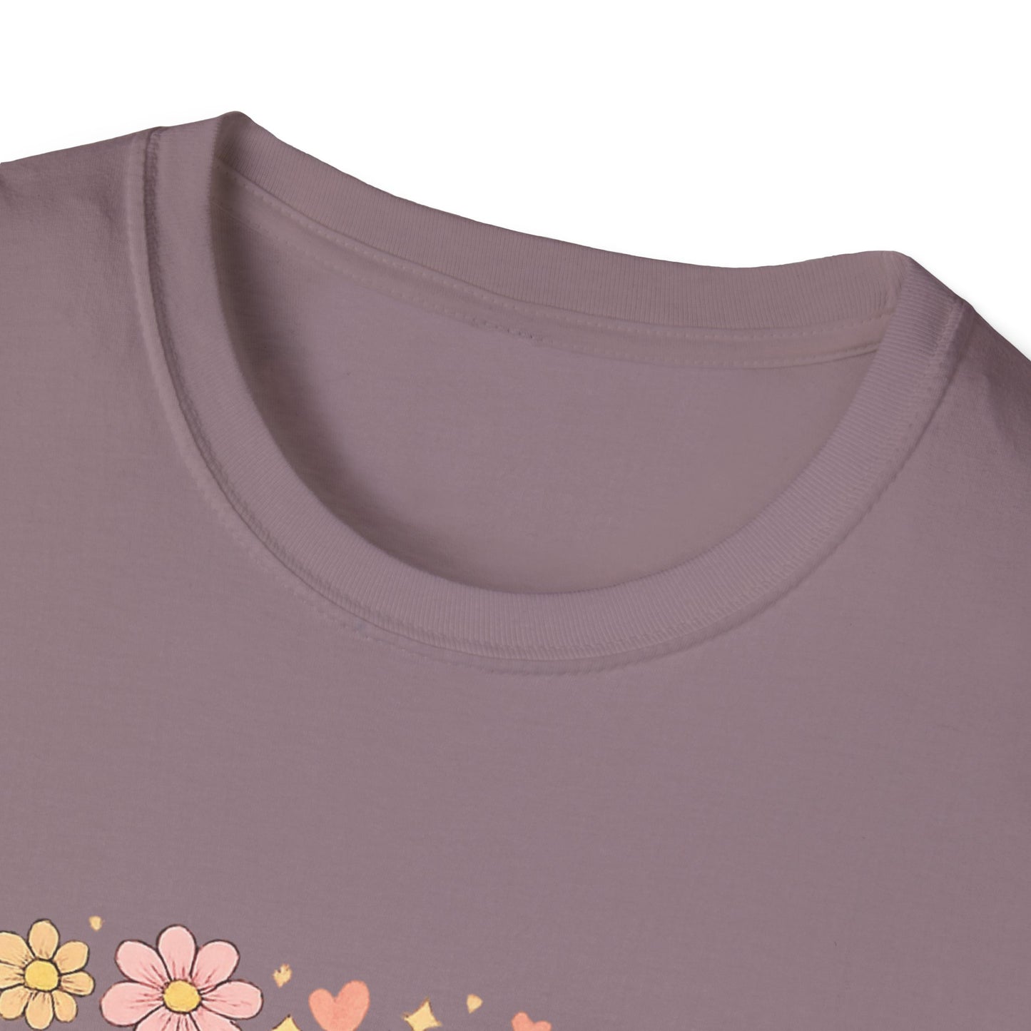 Mama Floral T-Shirt — Retro Mom Gift for Mother’s Day