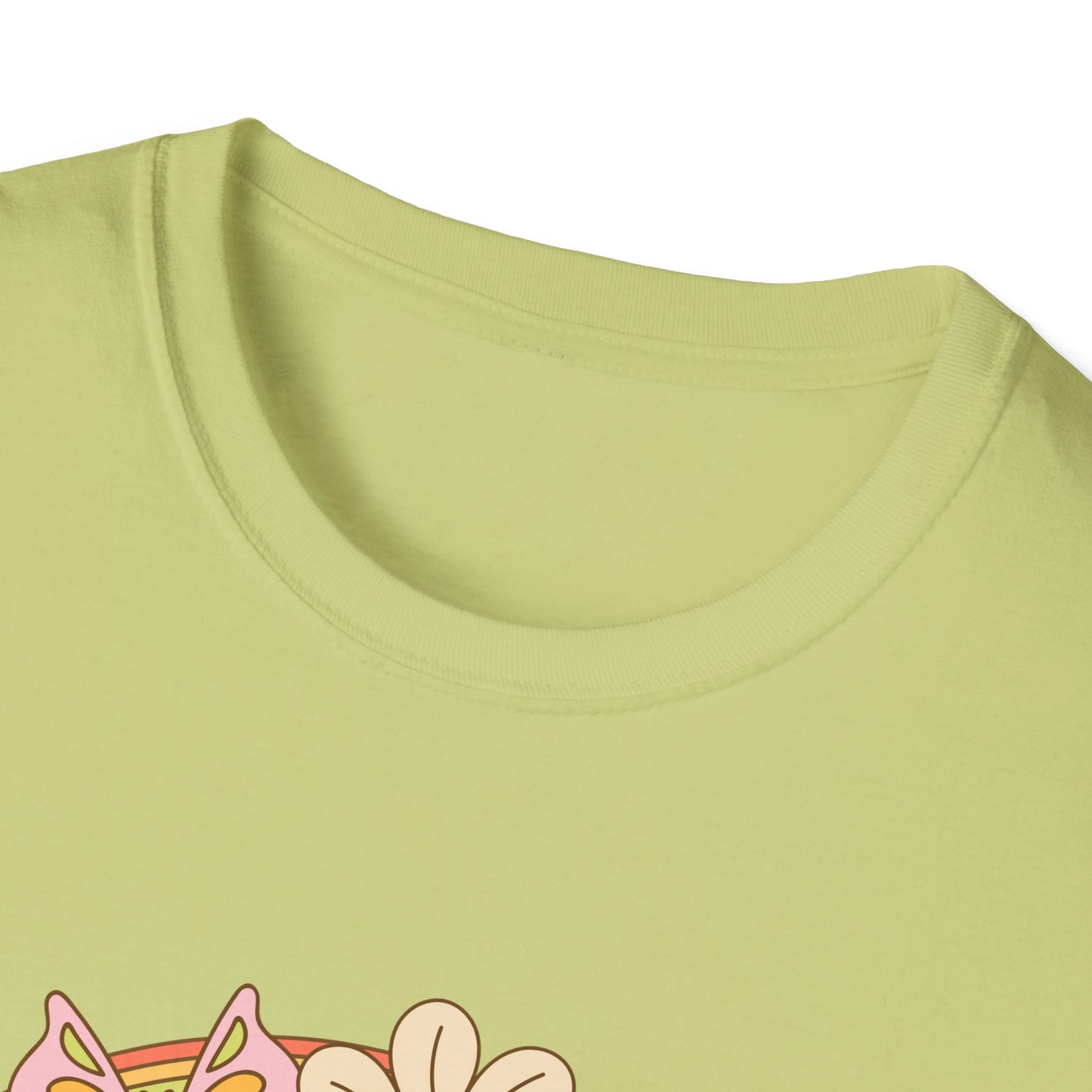 Nurse Floral Retro T-Shirt — Cute Vintage Flower Badge for Nurses