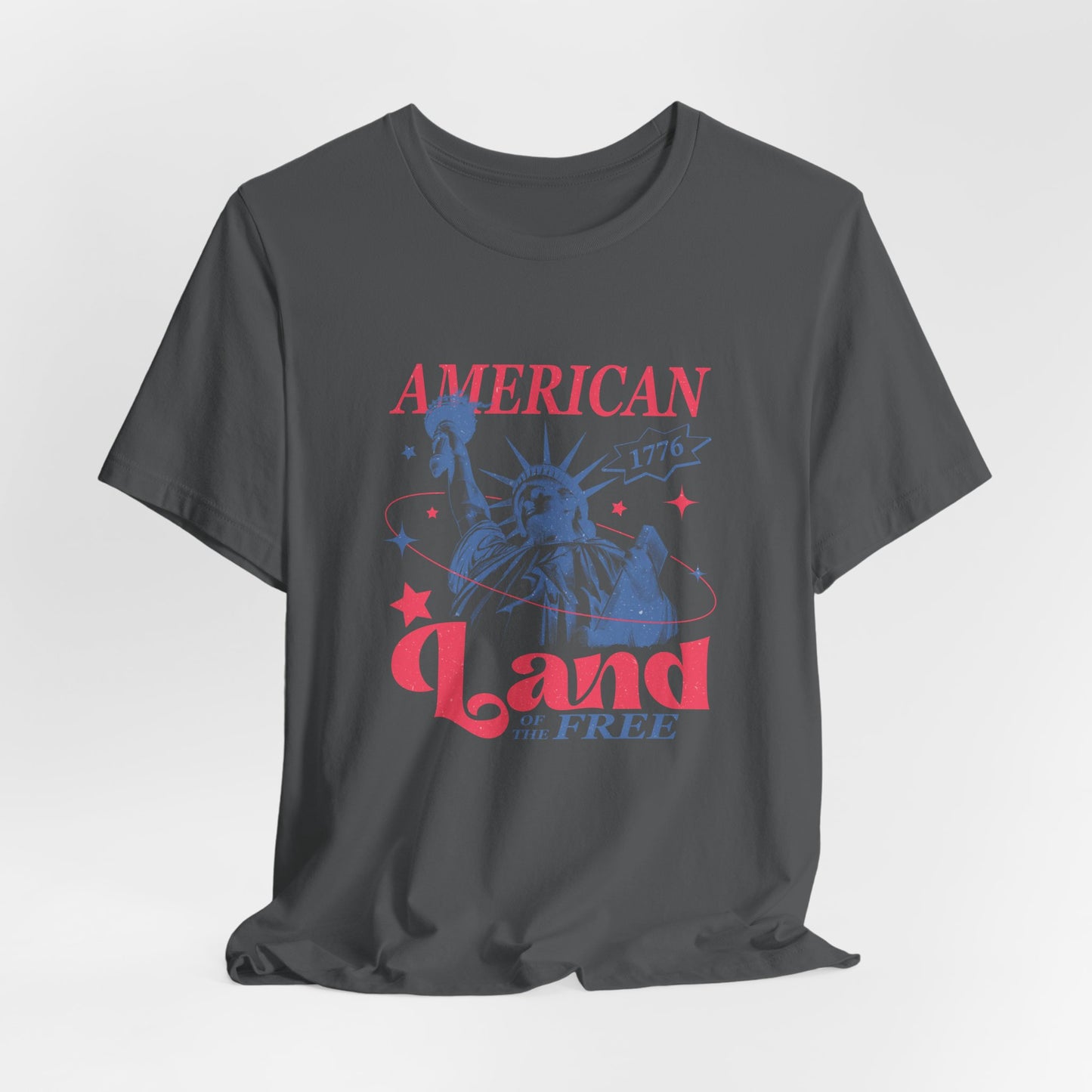 Liberty 'Land of the Free' T‑Shirt — Statue of Liberty Patriotic 1776 Tee