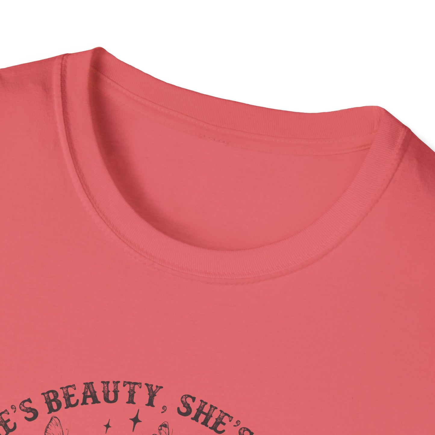 She'll Peck You In The Face Chicken T-Shirt – Funny Farmyard Hen Graphic Tee